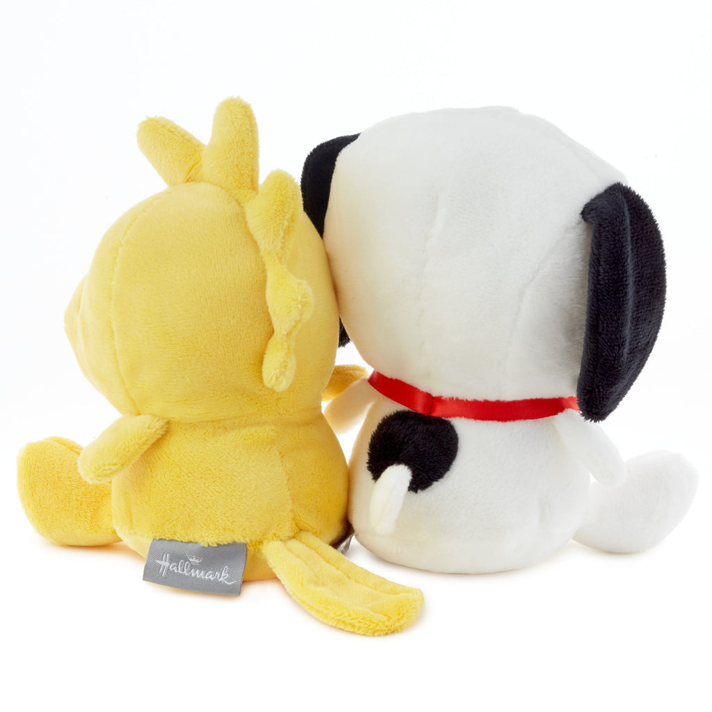 Better Together SNOOPY & WOODSTOCK Magnetic Soft Toy Pair